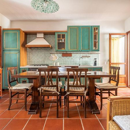 Damiano Holiday House Porto Columbu - Perd'E Sali Εξωτερικό φωτογραφία