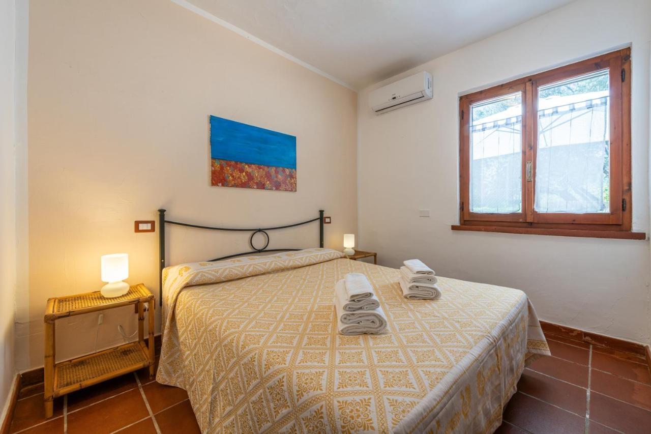Damiano Holiday House Porto Columbu - Perd'E Sali Εξωτερικό φωτογραφία