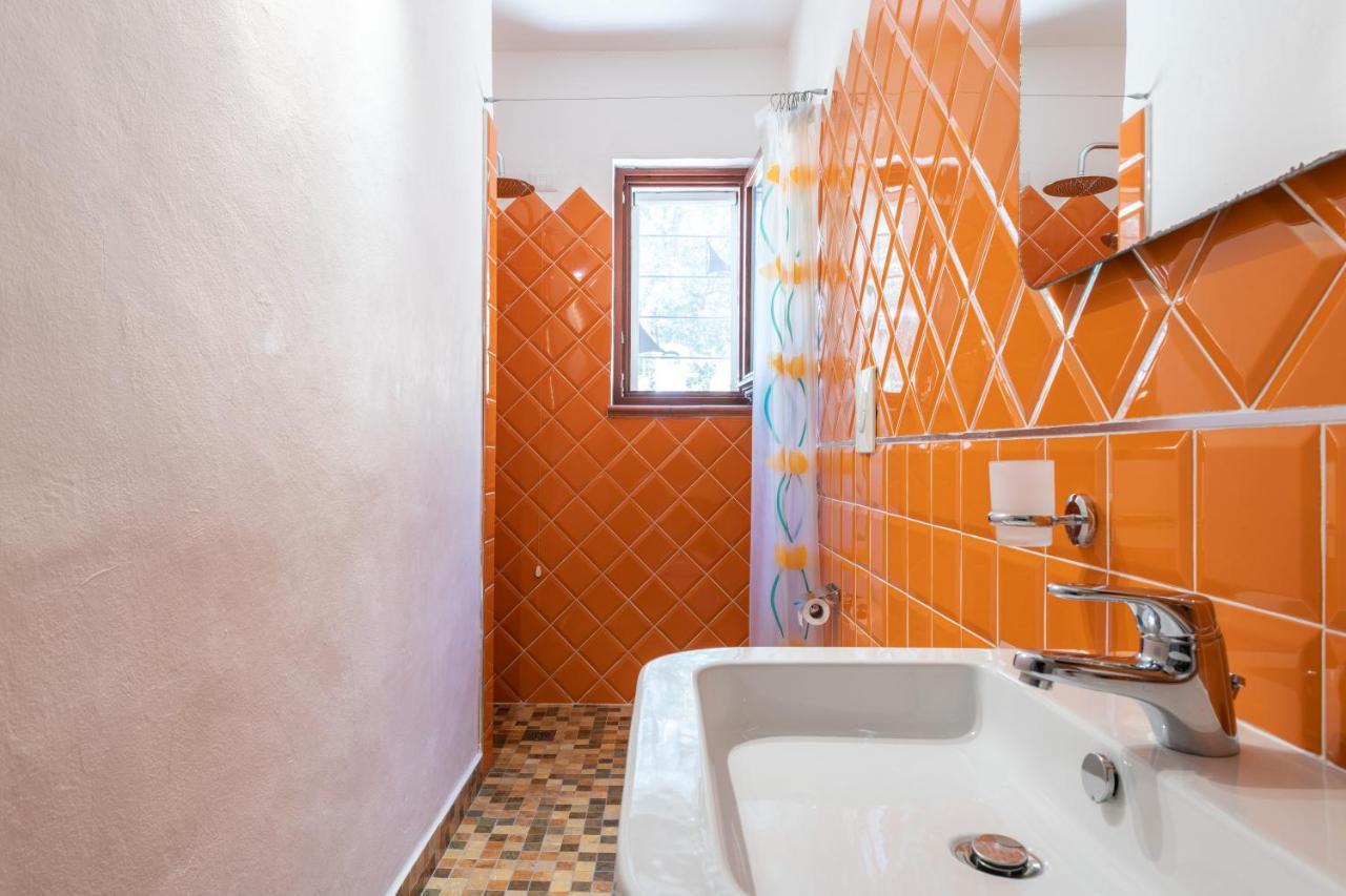 Damiano Holiday House Porto Columbu - Perd'E Sali Εξωτερικό φωτογραφία